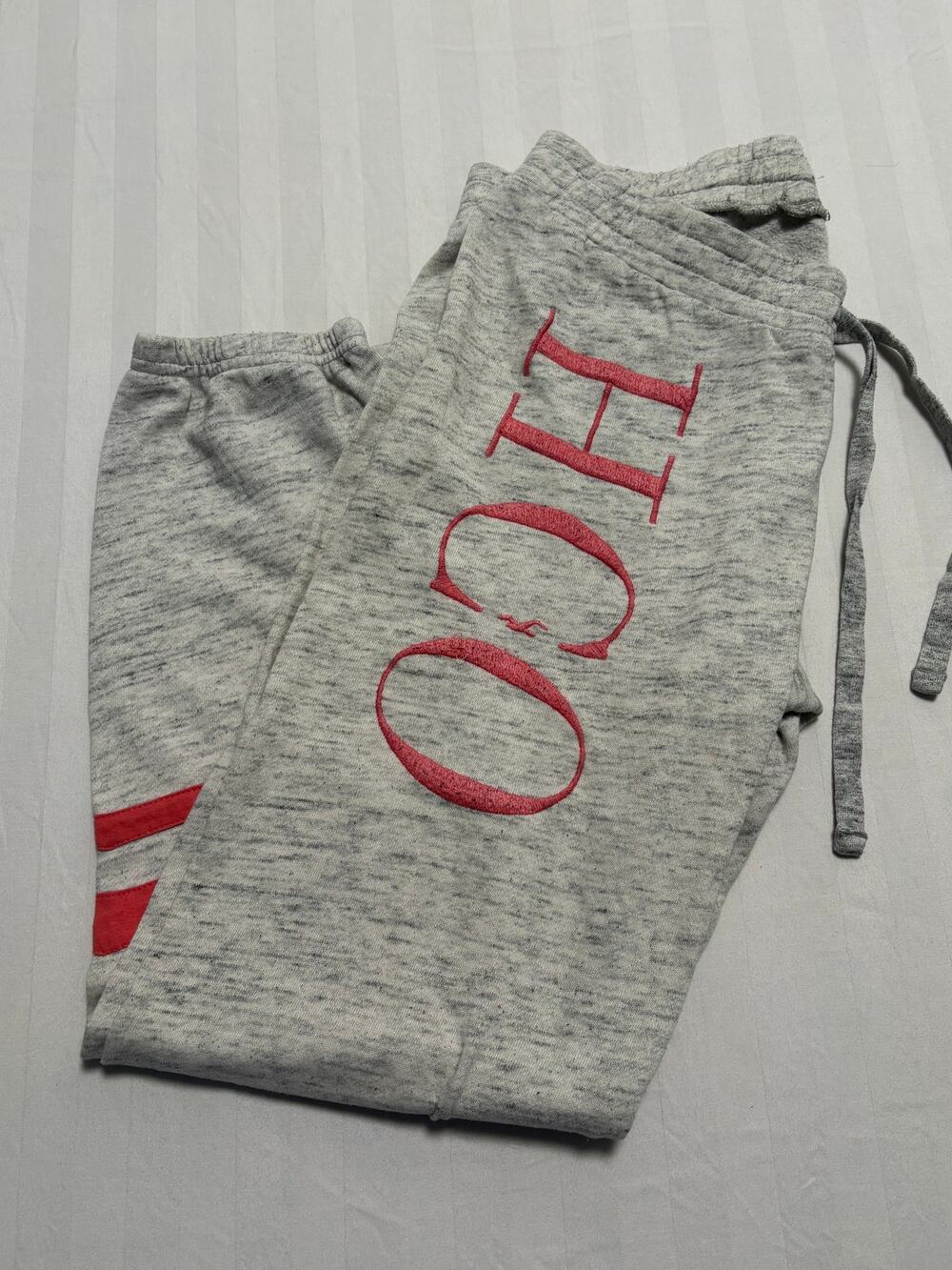 Hollister Y2K Gray Embroidered Logo J Men's Medium Heather Lounge